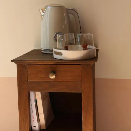 Domaine Beaumont Le Perreux, La Maison Le Prieuré 3* Bernouville